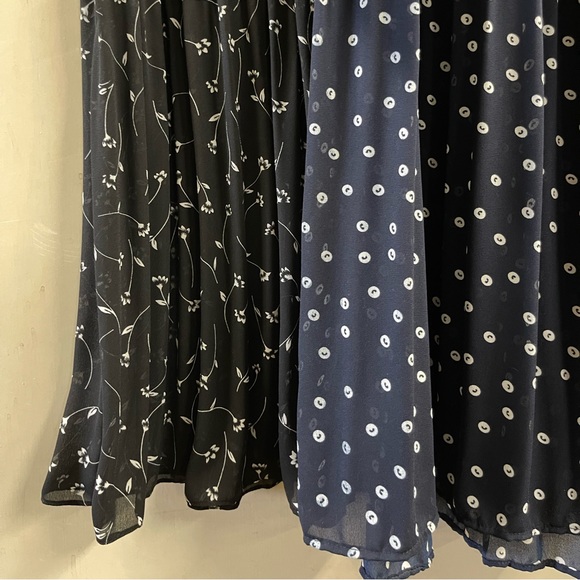 Set of two Robbie Bee vintage pleated navy and black skirts size large - Picture 2 of 14